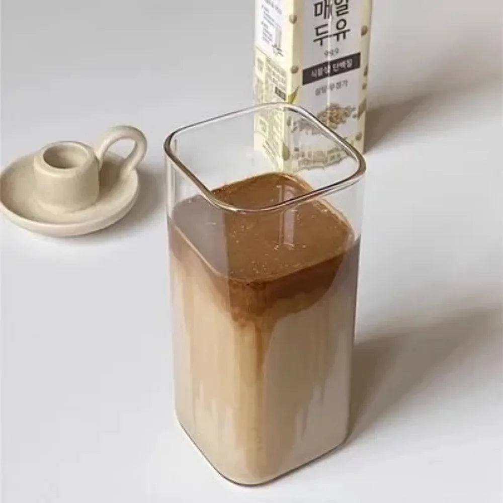 1pcs carré coupe en verre de café résistant à la chaleur avec couvercle et paille – lait transparent, thé et tasse de jus pour la maison ou le bar